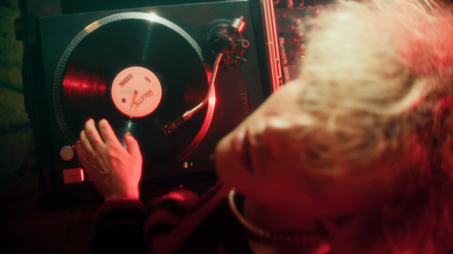 Maëva Boche Cinematographer | ROAD BLOCKS Music Video Still 5